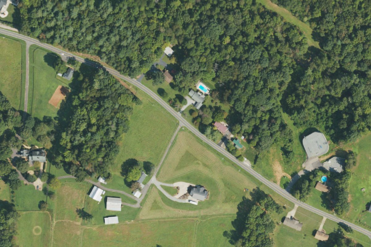Aerial photo of I 40 Auto Parts