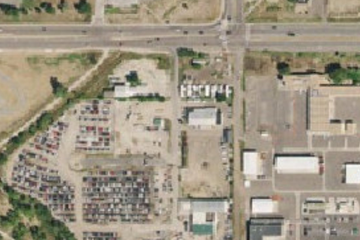 Aerial photo of U-Pull-&-Pay Aurora at 1370 Zeno St