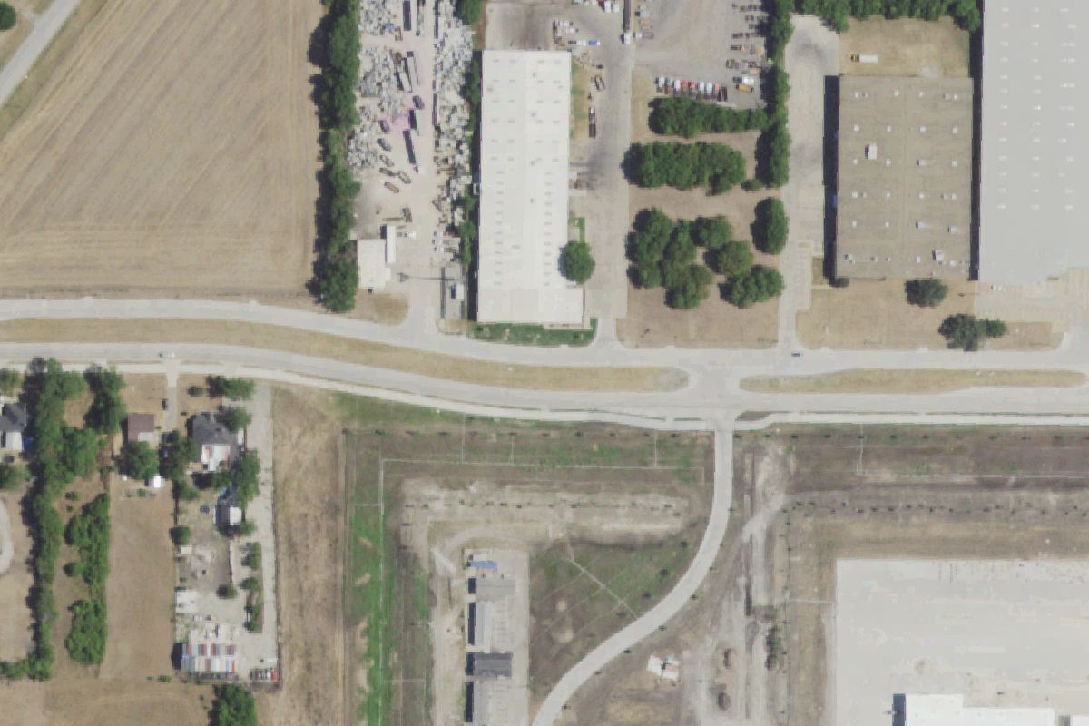 Aerial photo of TNT Truck Parts at 913 E Pleasant Run Rd