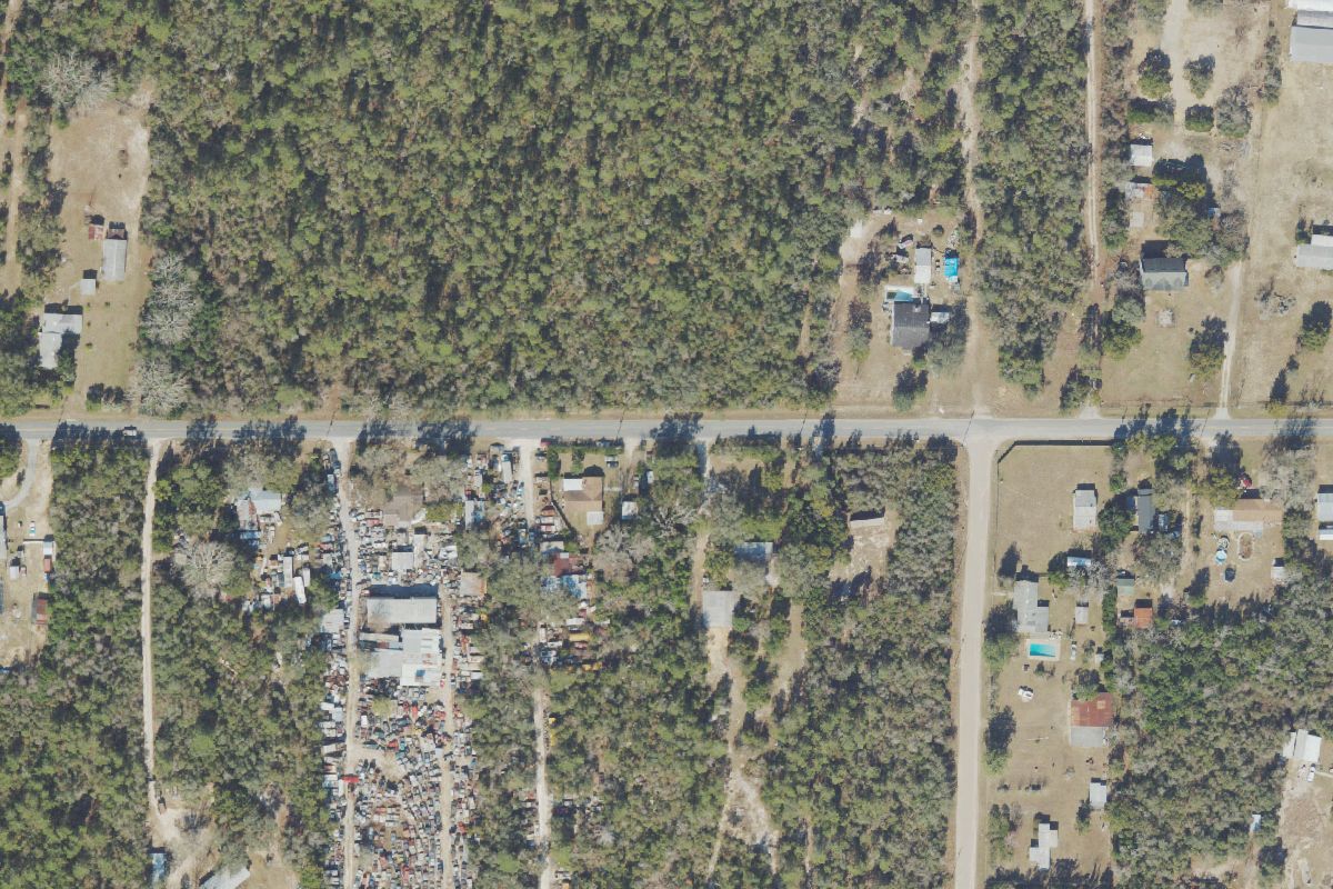 Aerial photo of Umatilla Auto Salvage