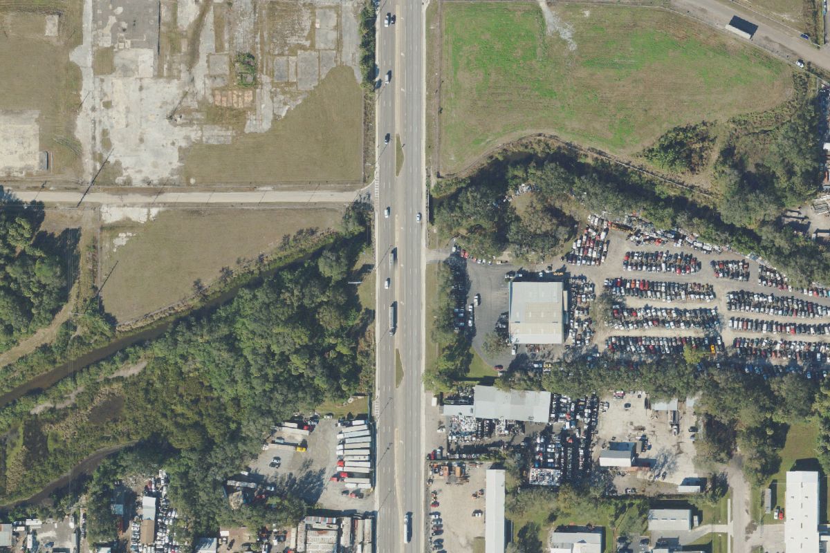 Aerial photo of Oscar Used Auto Parts at 3630 S 50th St