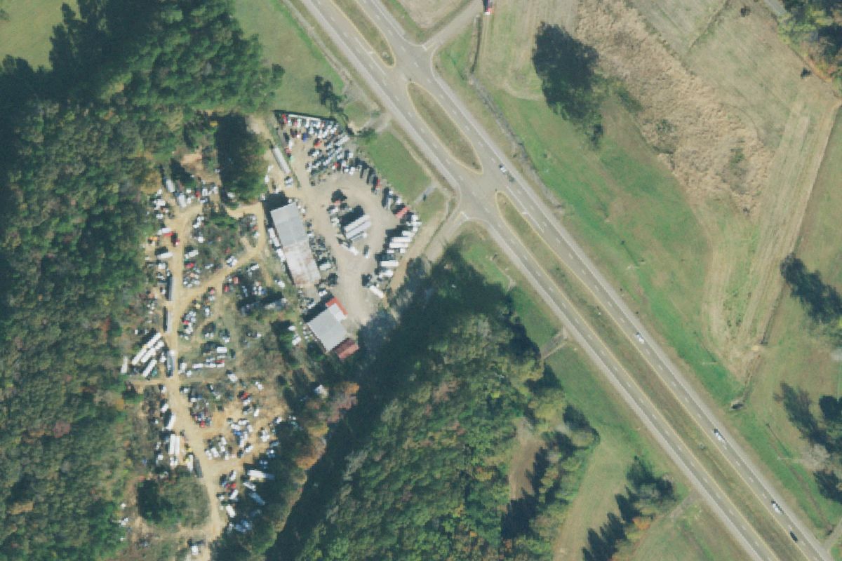 Aerial photo of Hi-Way Wrecker Service