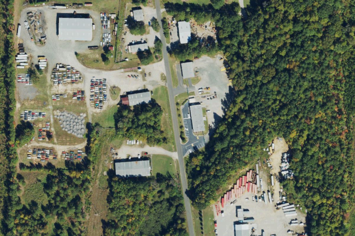 Aerial photo of Mike's Auto Salvage at 541 Industry Drive