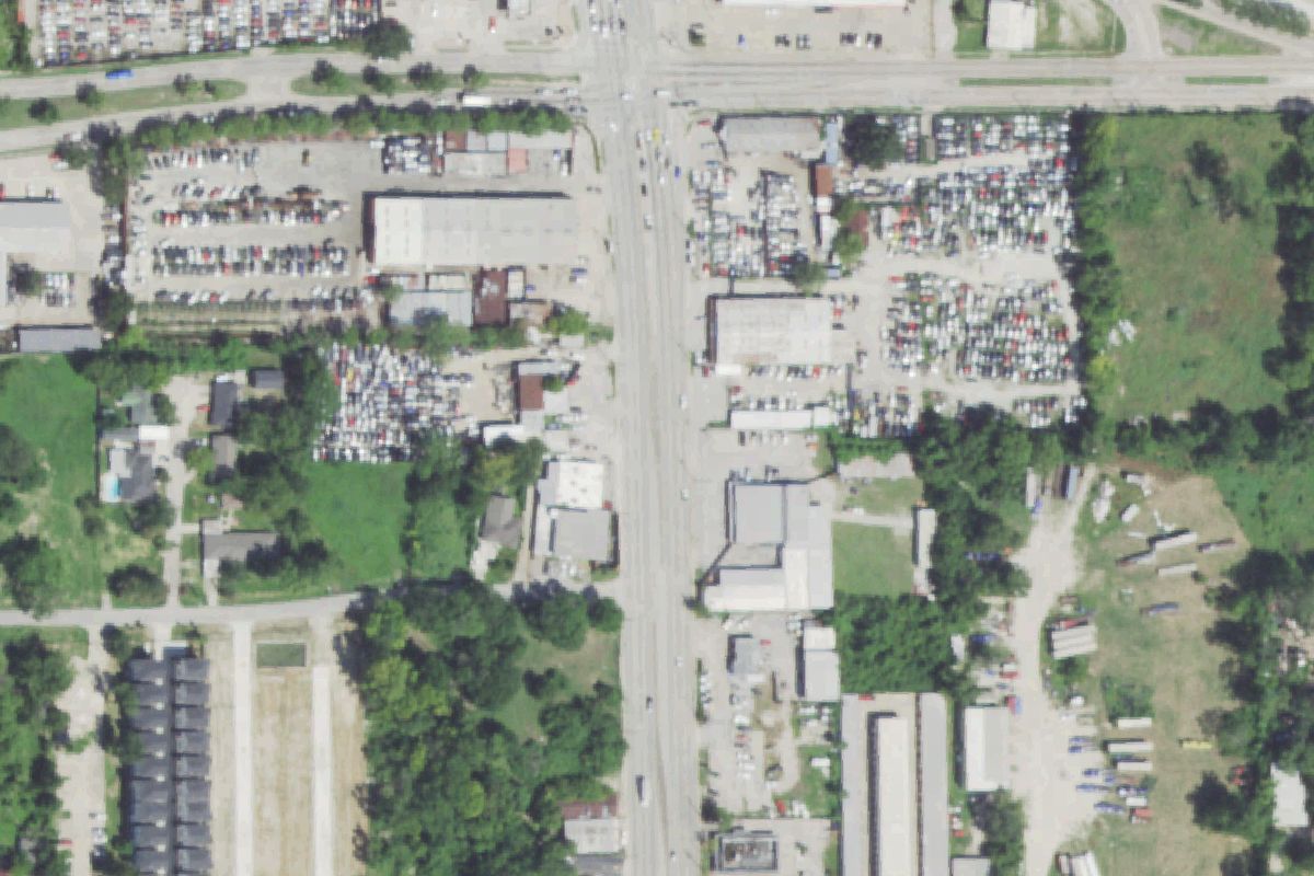 Aerial photo of Dis Auto & Truck at 5454 N Shepherd Dr