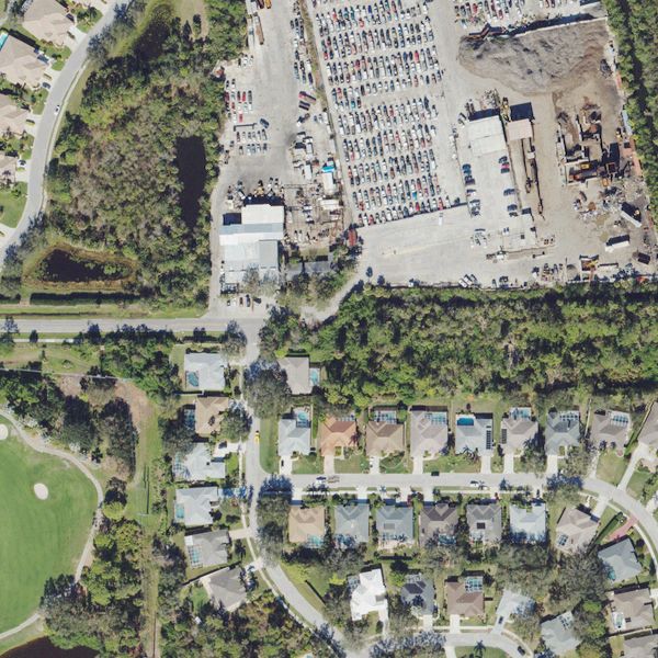 Aerial photo of Gluecks Auto Parts