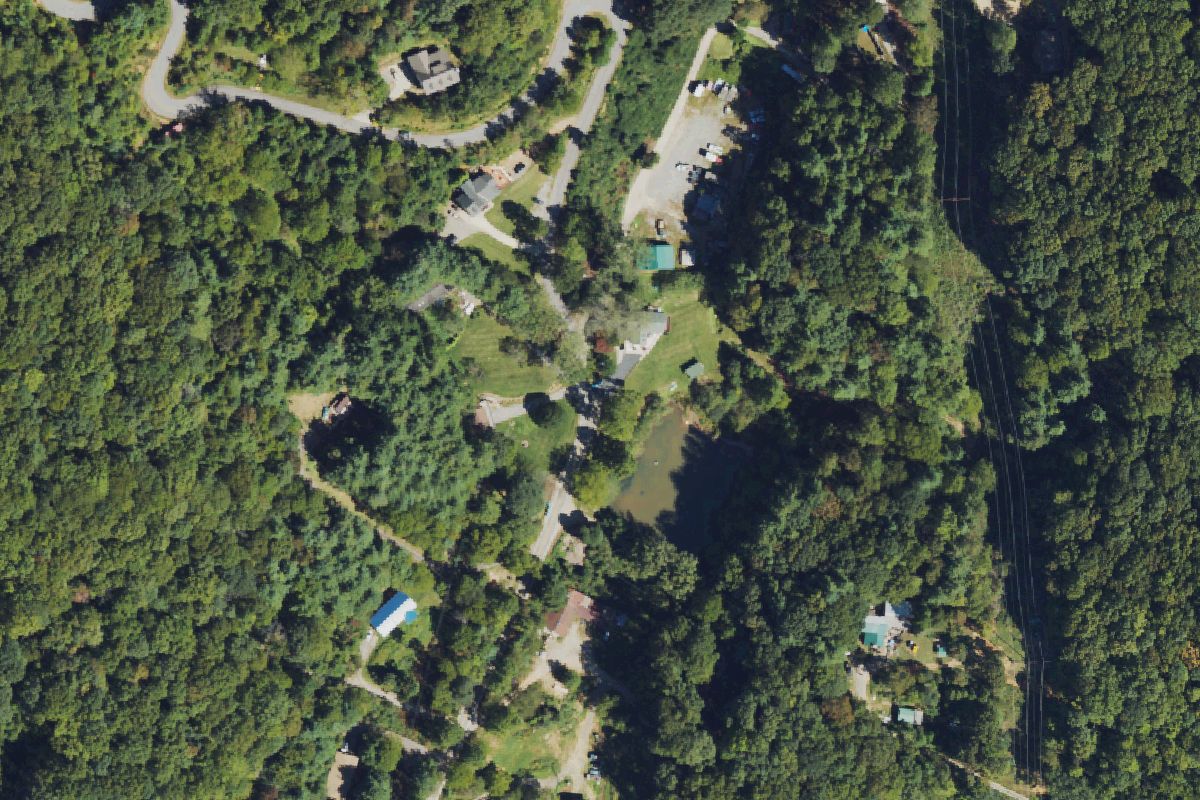 Aerial photo of Speedy's Used Auto Parts