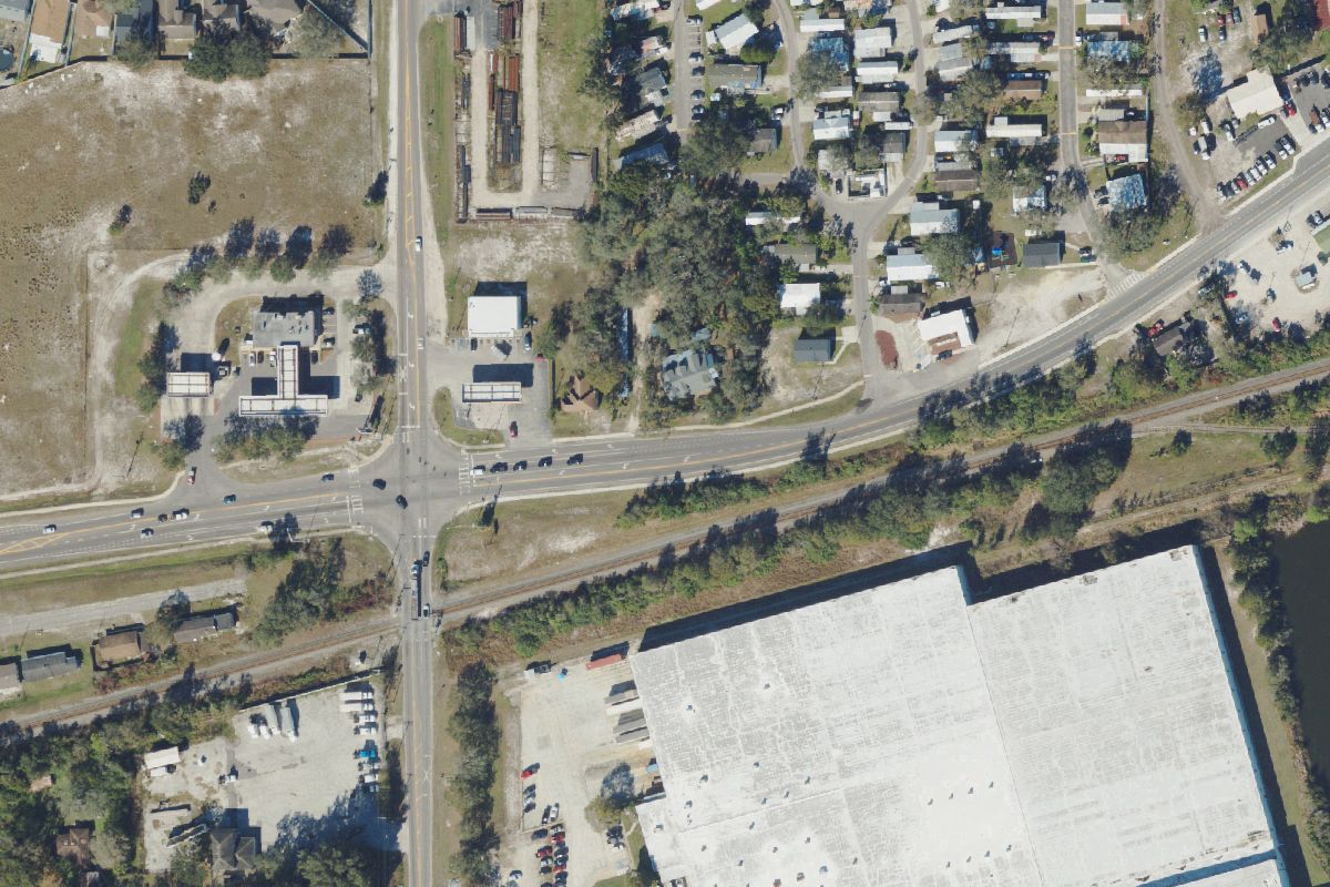 Aerial photo of CSG Auto Parts at 4306 State Road 574
