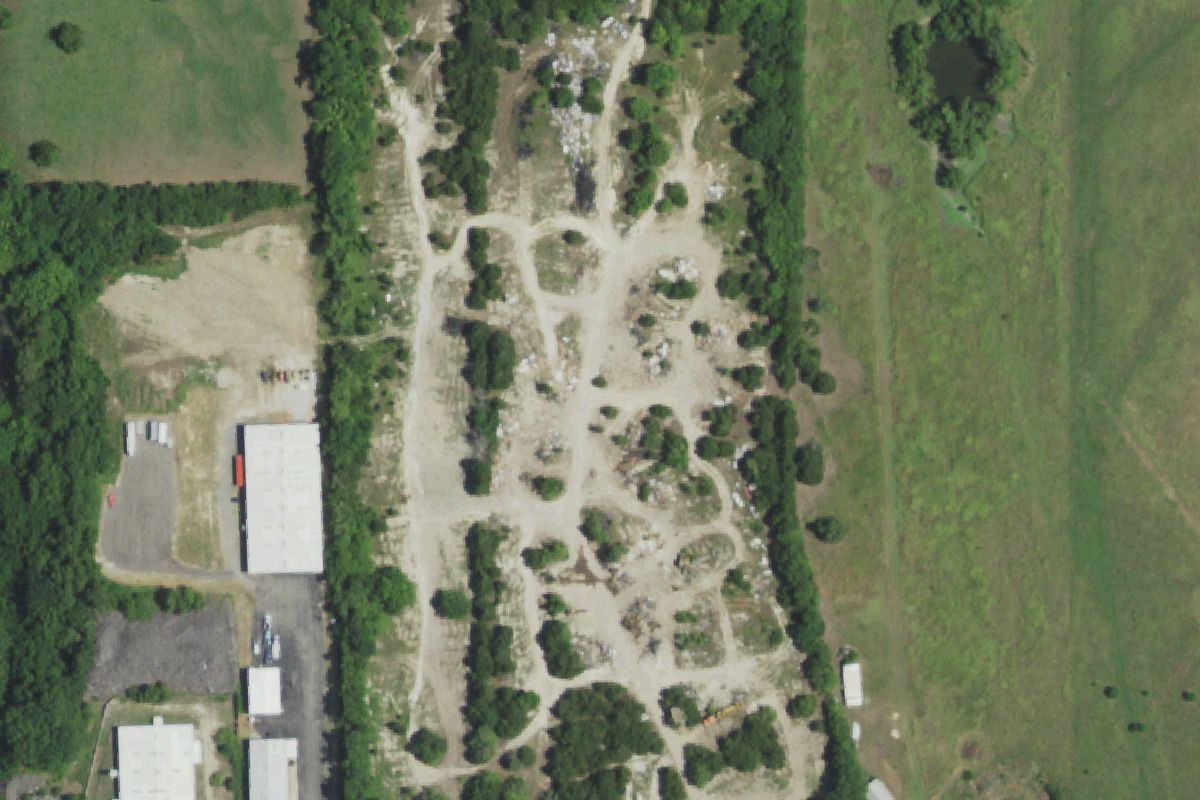 Aerial photo of Ellis Auto Salvage at 4441 West Houston Street