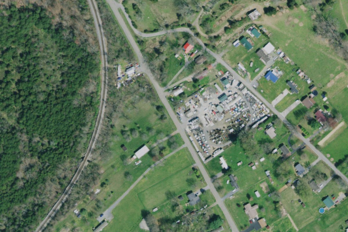 Aerial photo of King's Heavy Duty Truck Parts
