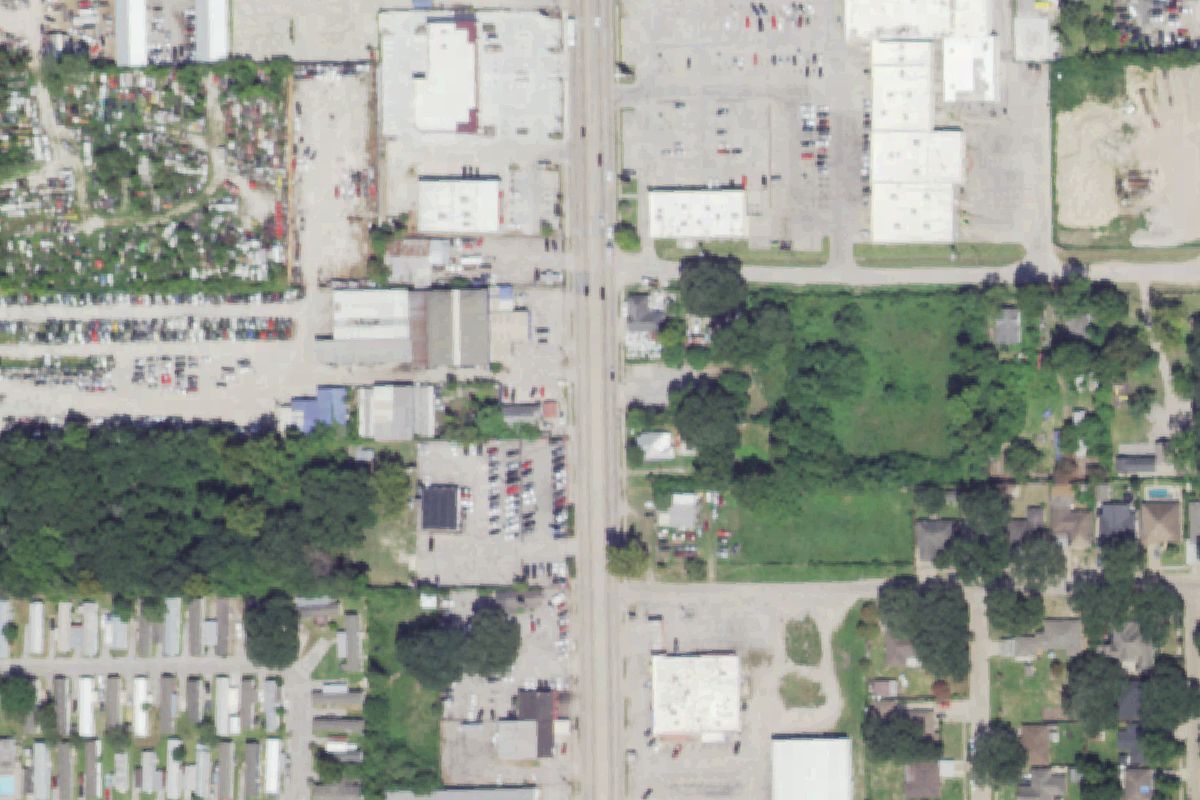 Aerial photo of Estrella Used Parts