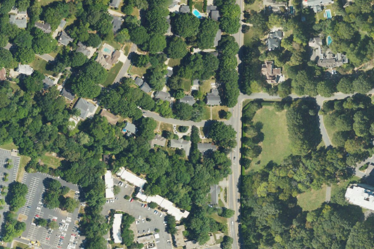 Aerial photo of Lakeview Auto Parts