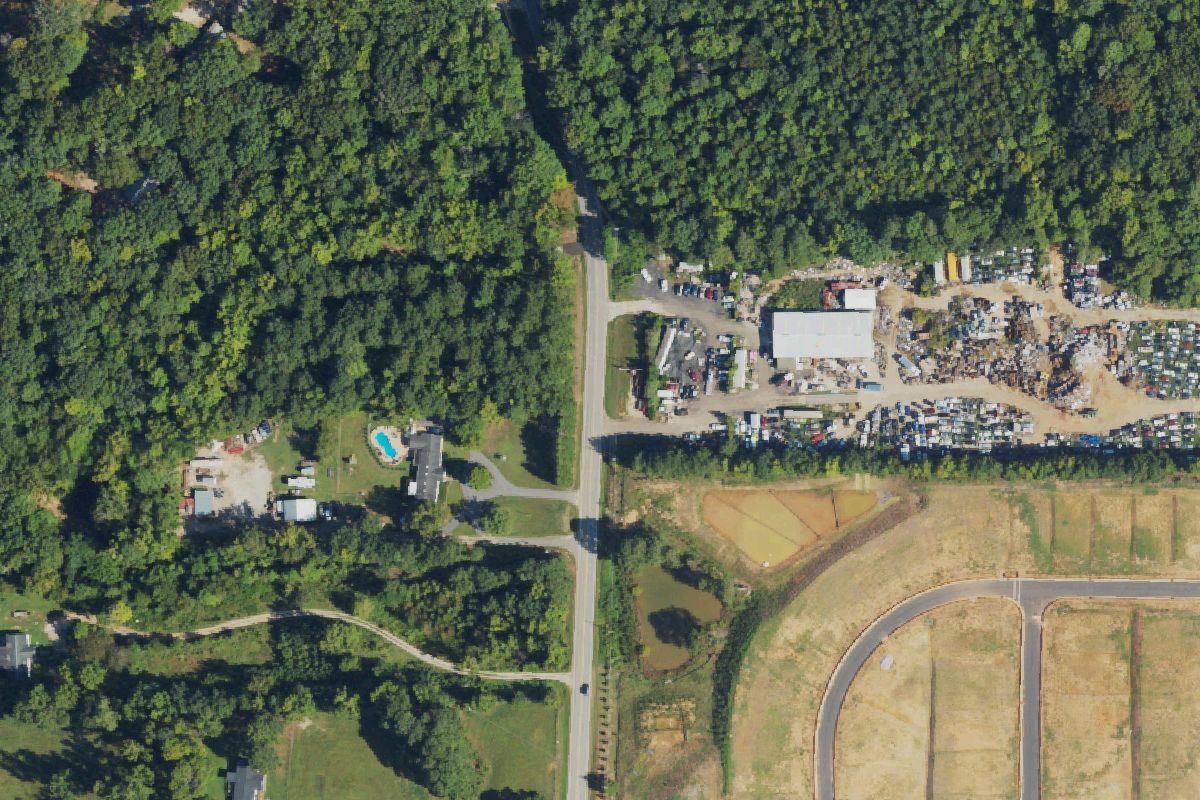 Aerial photo of R. Stroud's at 6118 Hwy 96 W