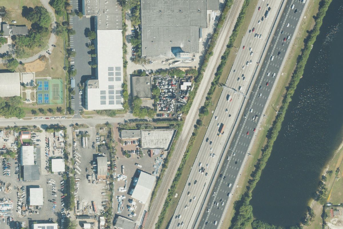 Aerial photo of 733 Parts at 1701 NW 22nd St