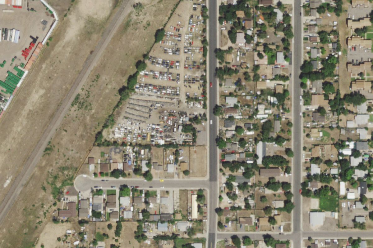 Aerial photo of Western Auto Recycling at 7481 Kearney Street