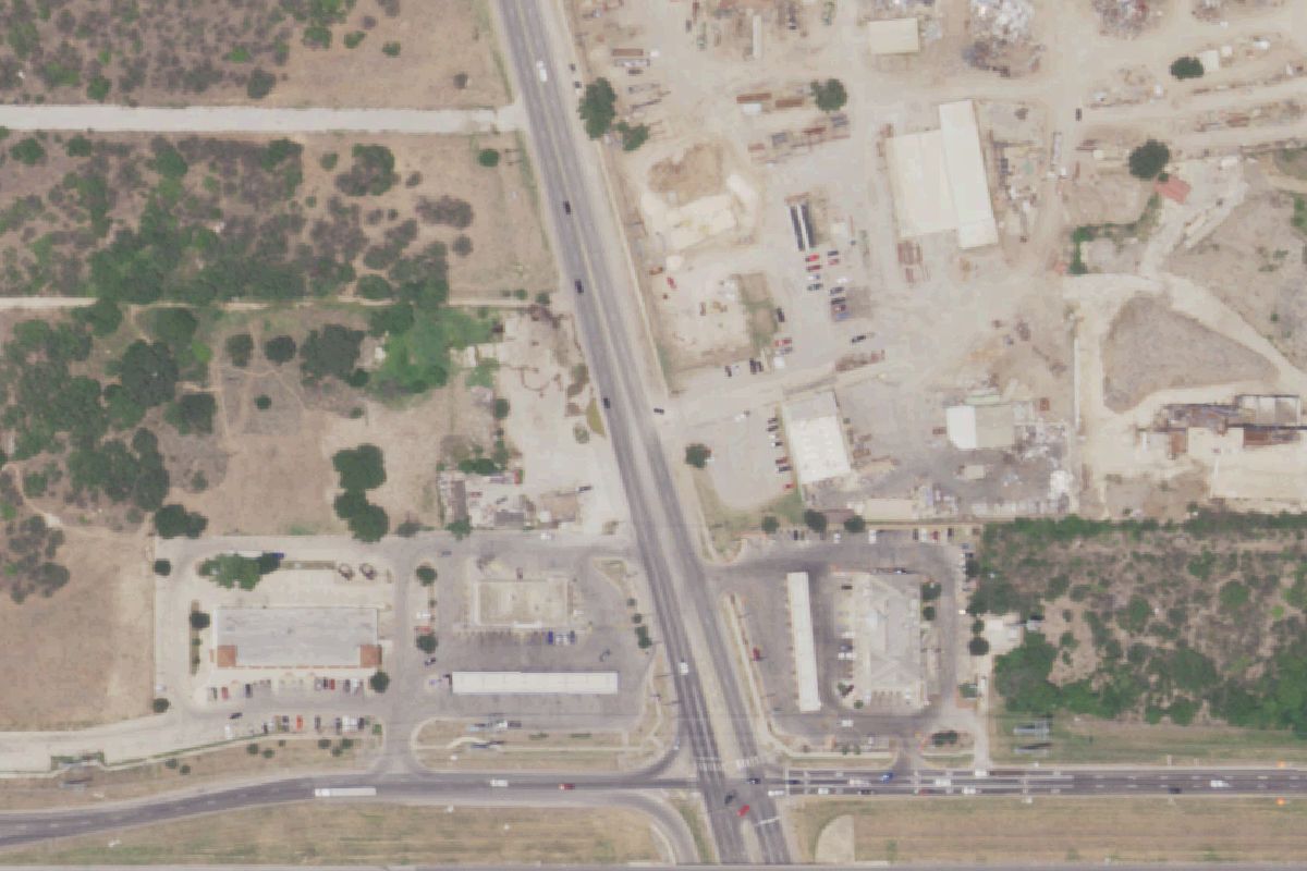 Aerial photo of River City Steel & Recycling at 5326 Roosevelt Ave