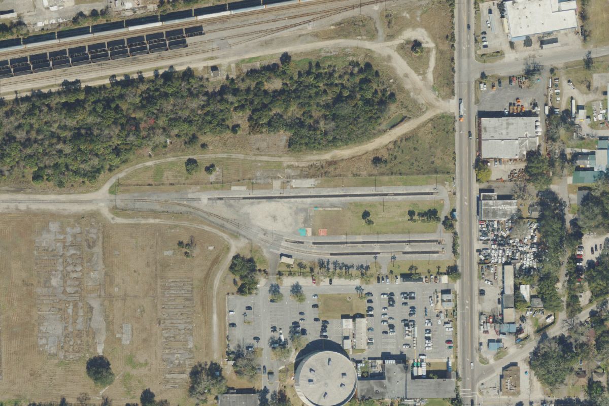 Aerial photo of Big Iron Recycling at 2650 W Beaver St