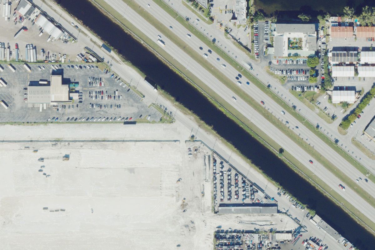 Aerial photo of Bob's U-Pick Auto Parts