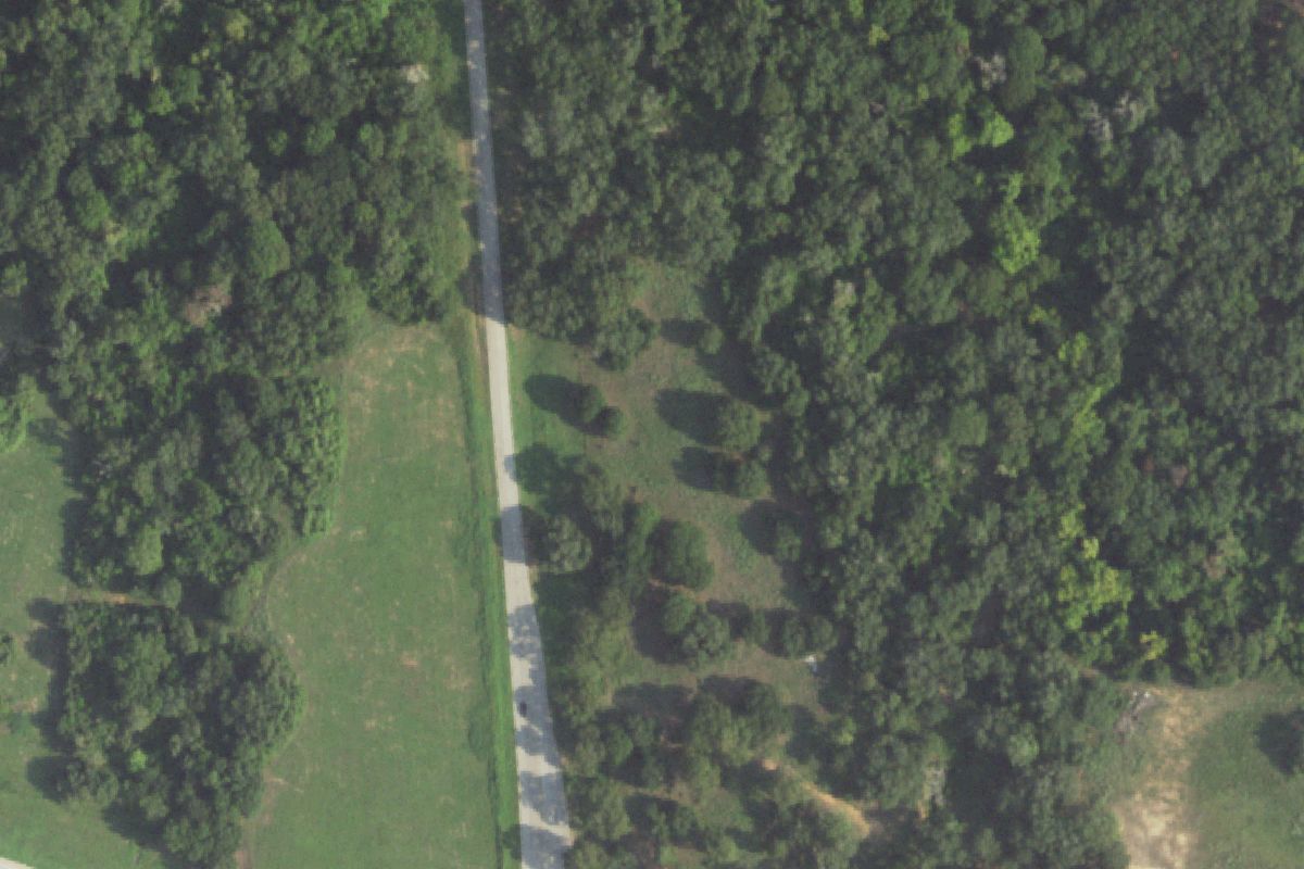 Aerial photo of Mikes Auto Parts