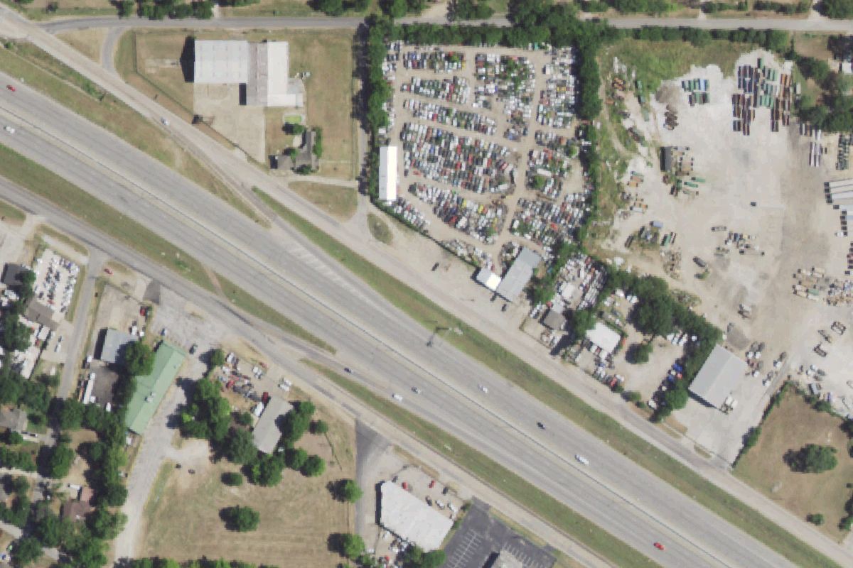 Aerial photo of Da Hawn Freeway Auto Salvage at 10505 Cf Hawn Freeway