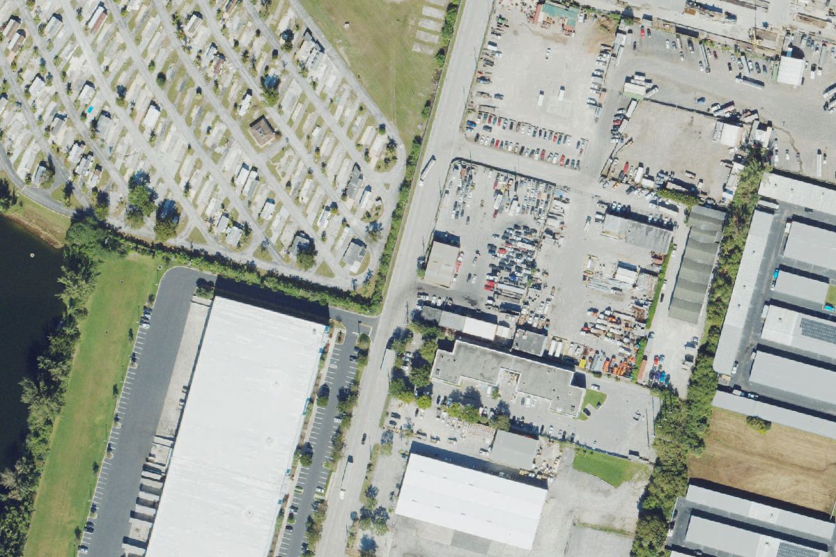 Aerial photo of Sky Recycling at 3300 SW 46th Ave