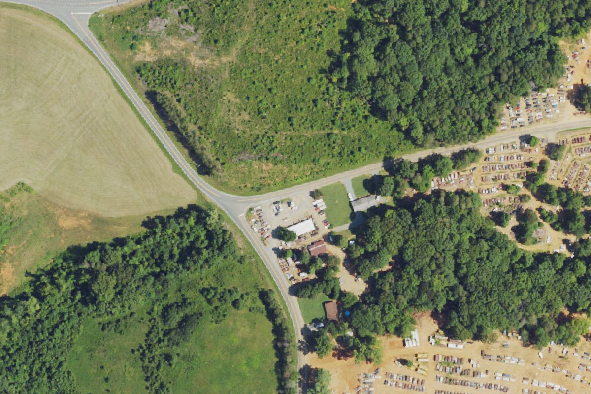 Aerial photo of White's Service Station & Garage at 2658 Mtn View Rd