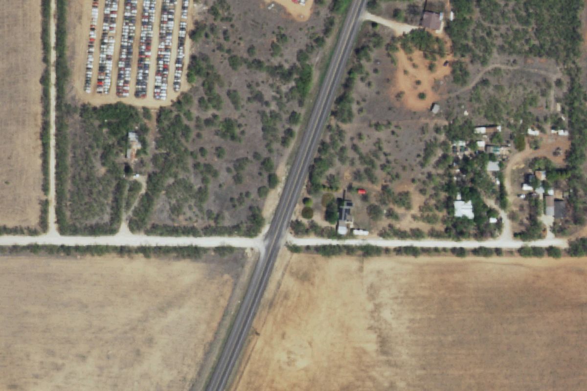 Aerial photo of FM 600 Wrecking at 9402 West Lake Road