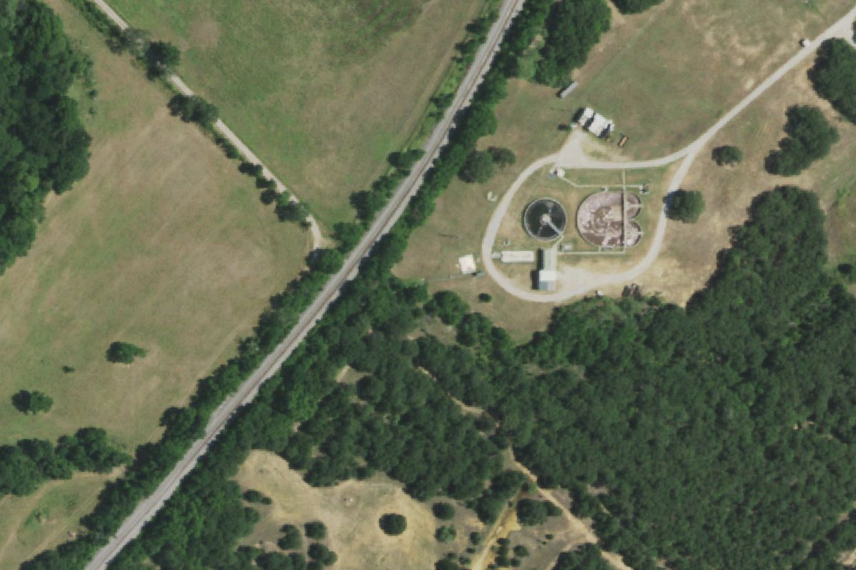 Aerial photo of Phillips Auto Salvage at 5401 US Highway 287
