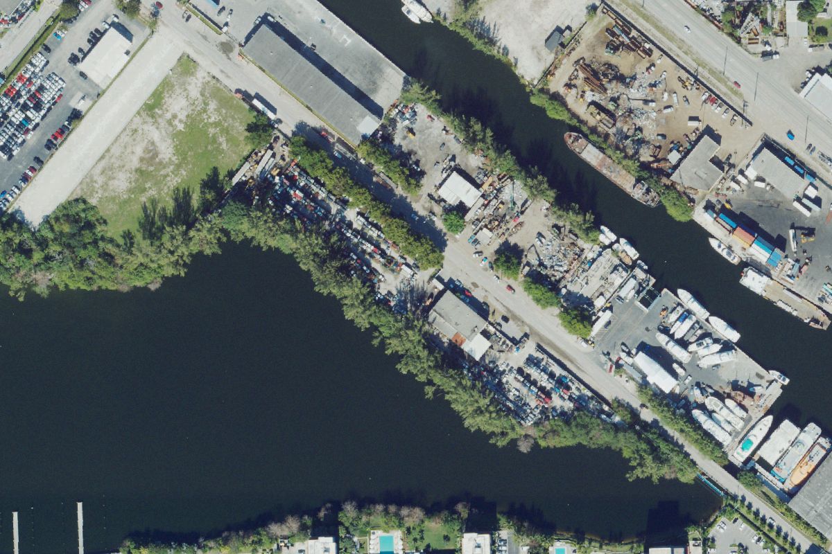 Aerial photo of Miami Auto & Truck Parts