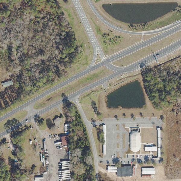 Aerial photo of Howell's Used Cars & Auto Parts