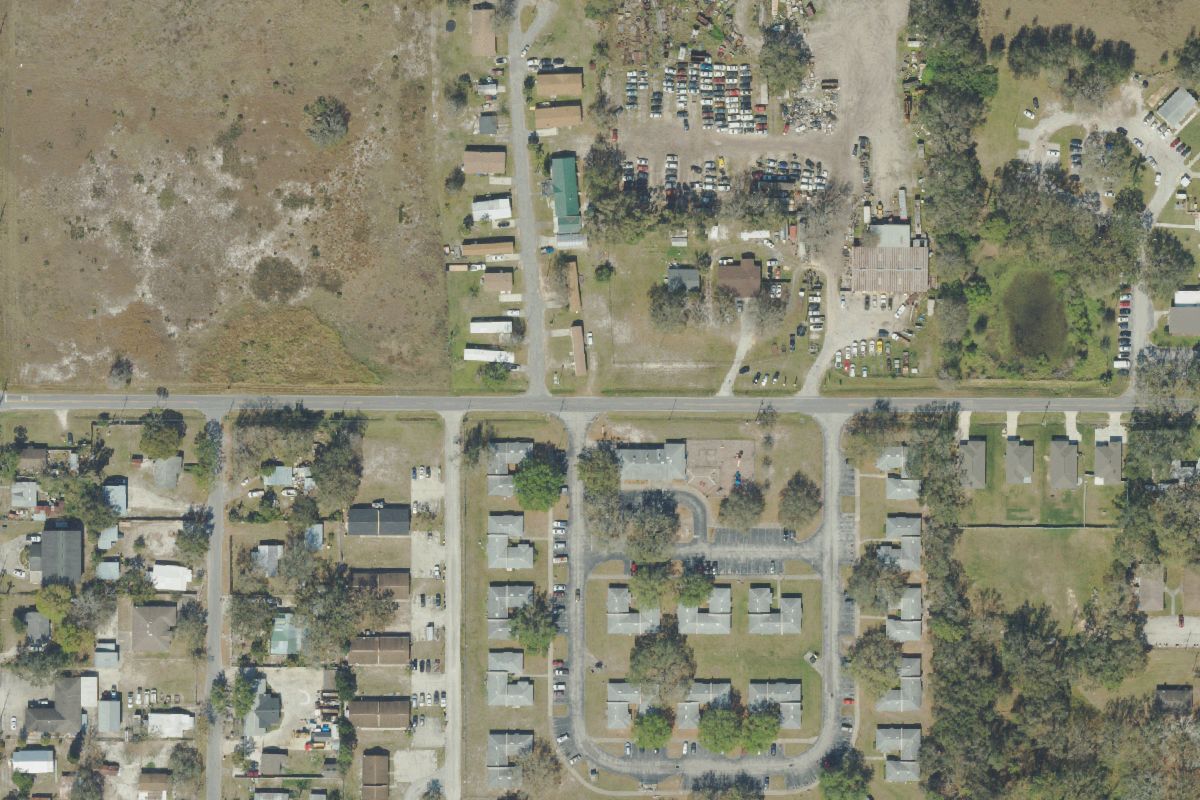 Aerial photo of Raw Auto Parts at 805 Old Winter Haven Rd