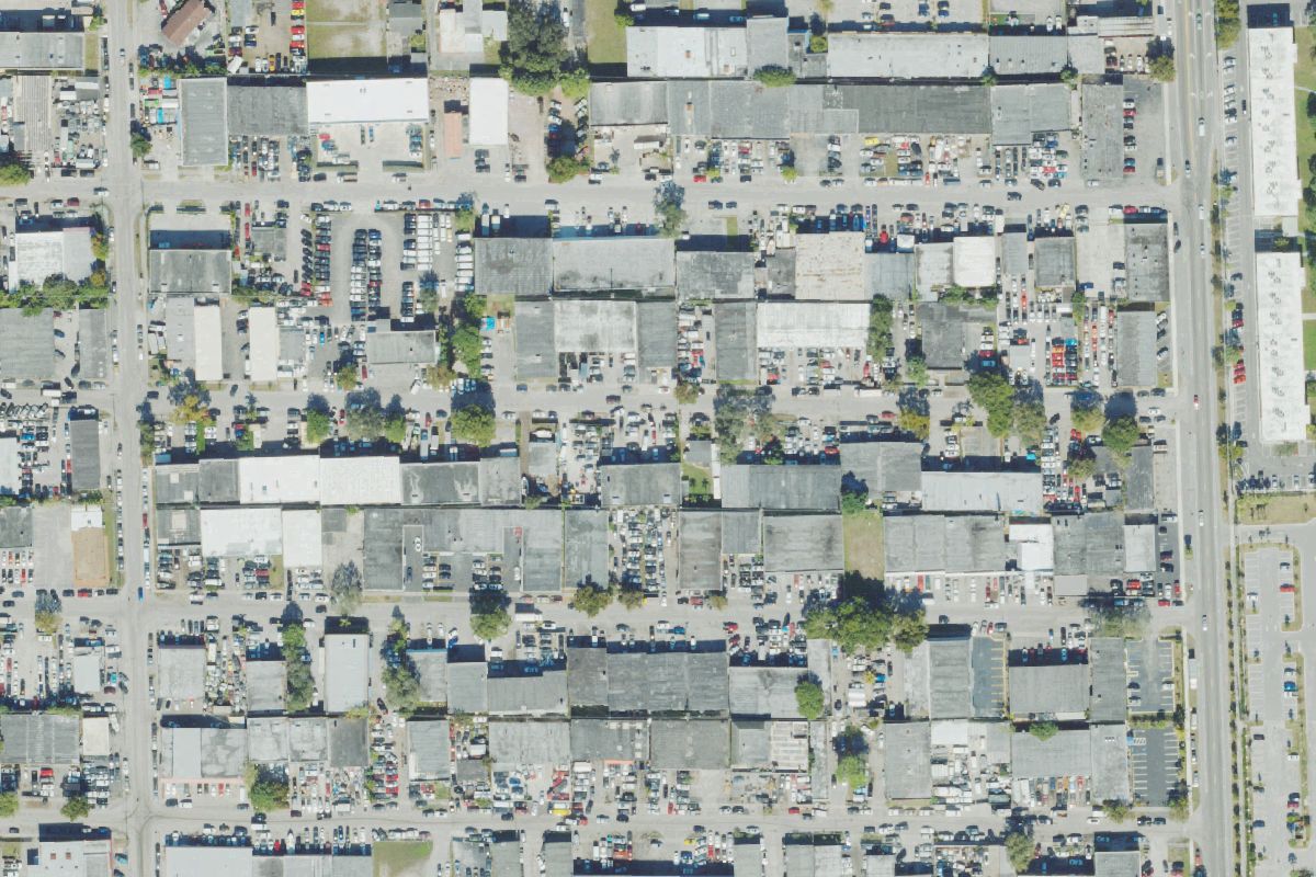 Aerial photo of Warner Salvage Auto Parts at 5649 Funston St
