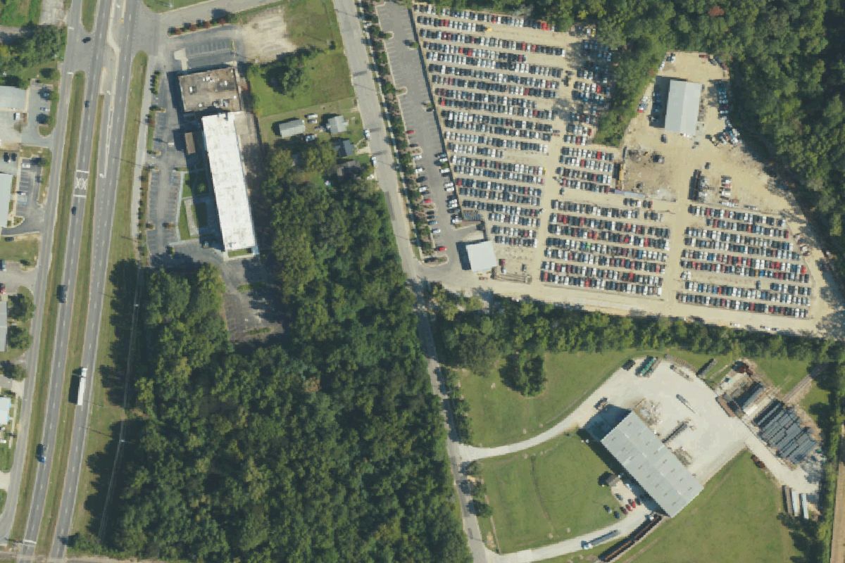 Aerial photo of Sandhills Pick N Pull at 561 S King St